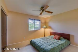 2940 E Sierra St, Phoenix, AZ 85028 photo 23