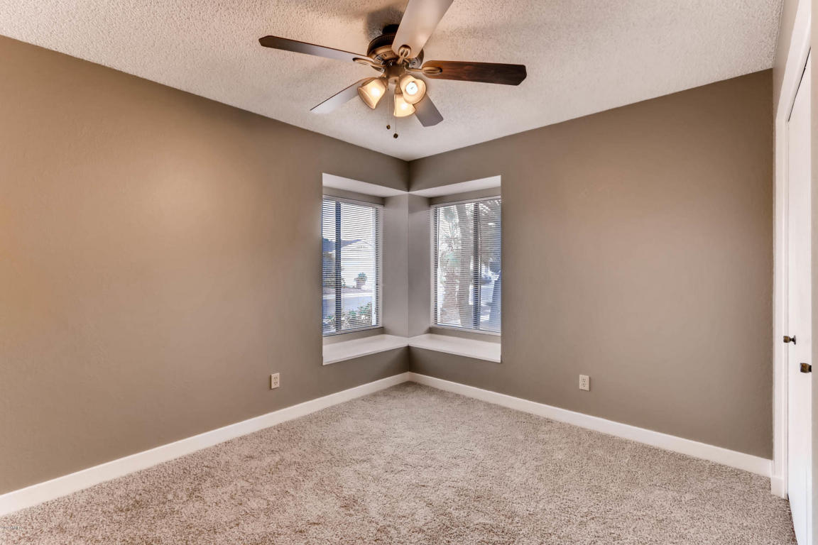 511 W Beverly Ln, Phoenix, AZ 85023 photo 9