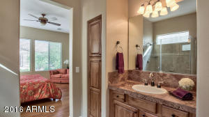 4654 E Sourwood Dr, Gilbert, AZ 85298 photo 27