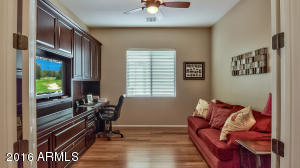 4654 E Sourwood Dr, Gilbert, AZ 85298 photo 10