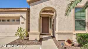 4654 E Sourwood Dr, Gilbert, AZ 85298 photo 4