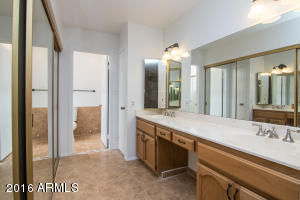 831 E Braeburn Dr, Phoenix, AZ 85022 photo 22