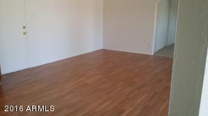 3116 N 40th Dr, Phoenix, AZ 85019 photo 5