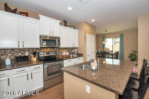 3008 E Shannon St, Gilbert, AZ 85295 photo 2
