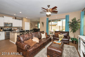 3008 E Shannon St, Gilbert, AZ 85295 photo 4