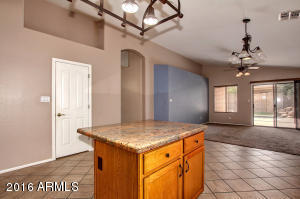461 E Cantebria Dr, Gilbert, AZ 85296 photo 6