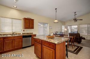 1868 E Saratoga St, Gilbert, AZ 85296 photo 3