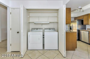957 E Lois Ln, Phoenix, AZ 85020 photo 11