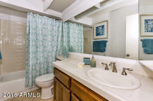 957 E Lois Ln, Phoenix, AZ 85020 photo 16