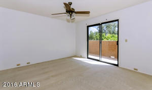 957 E Lois Ln, Phoenix, AZ 85020 photo 17
