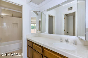 957 E Lois Ln, Phoenix, AZ 85020 photo 19
