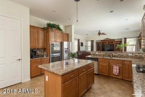 4170 E Beechnut Pl, Chandler, AZ 85249 photo 9