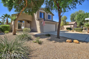 3305 E Hampton Ln, Gilbert, AZ 85295 photo 3