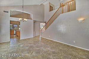 3305 E Hampton Ln, Gilbert, AZ 85295 photo 4