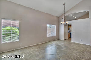 3305 E Hampton Ln, Gilbert, AZ 85295 photo 6