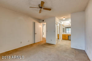 5202 E Half Moon Dr, Phoenix, AZ 85044 photo 7