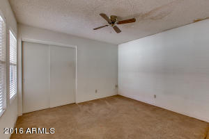 5202 E Half Moon Dr, Phoenix, AZ 85044 photo 10