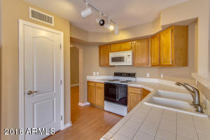 901 S Surfside Dr, Gilbert, AZ 85233 photo 14
