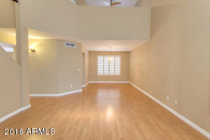 901 S Surfside Dr, Gilbert, AZ 85233 photo 5