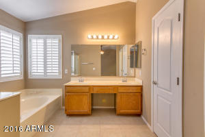 901 S Surfside Dr, Gilbert, AZ 85233 photo 30