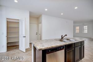 1679 S Desert View Pl, Apache Junction, AZ 85120 photo 8