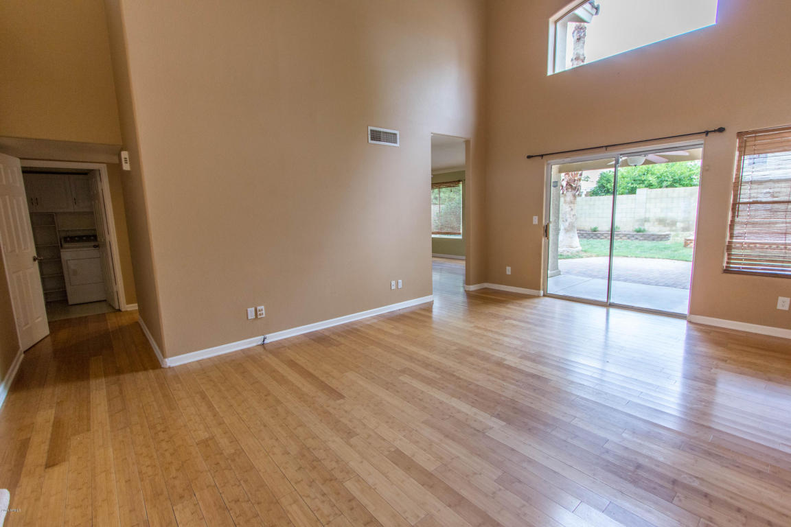 1246 E Helena Dr, Phoenix, AZ 85022 photo 5