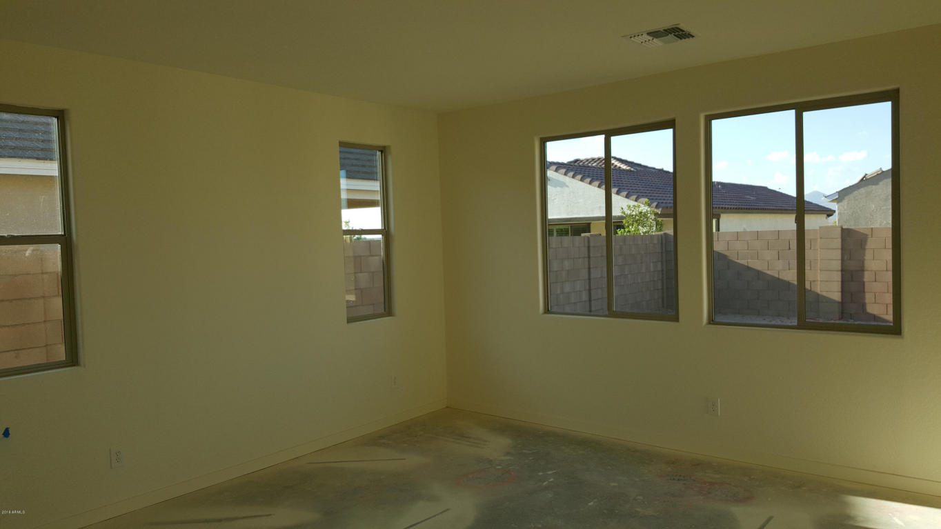 2822 E Russell St, Mesa, AZ 85213 photo 5