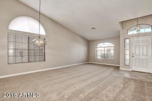 1825 E Arabian Dr, Gilbert, AZ 85296 photo 3