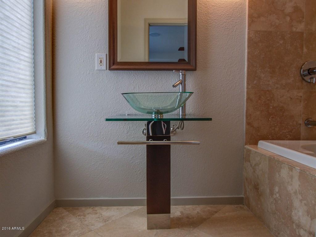 6328 N 30th Pl, Phoenix, AZ 85016 photo 24