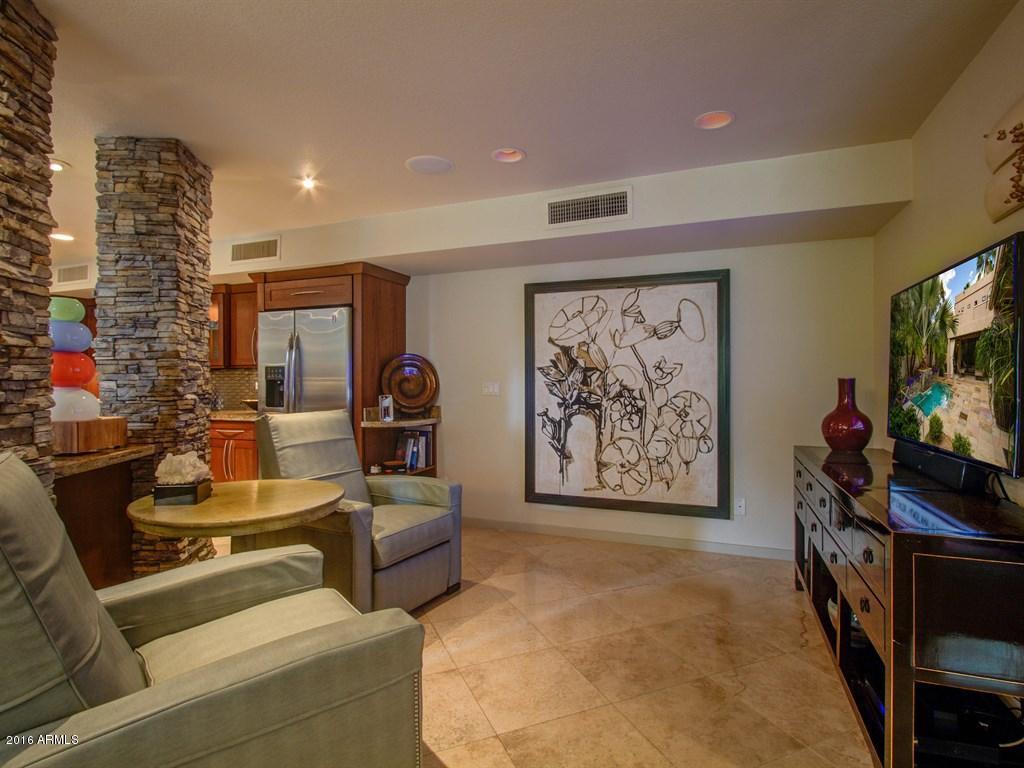 6328 N 30th Pl, Phoenix, AZ 85016 photo 10