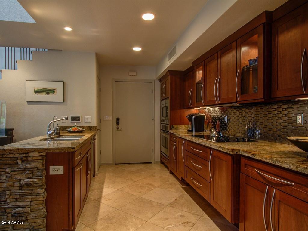 6328 N 30th Pl, Phoenix, AZ 85016 photo 9