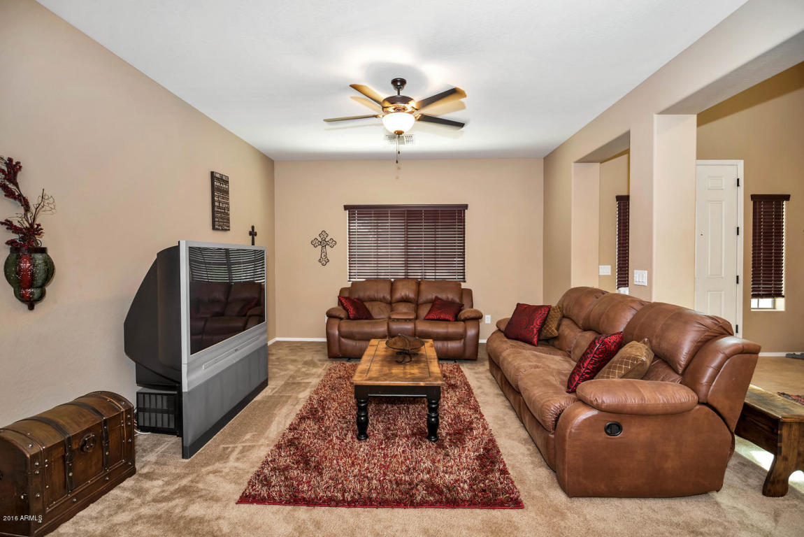 2720 E Narrowleaf Dr, Gilbert, AZ 85298 photo 4