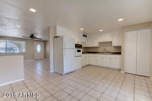 3511 E Voltaire Dr, Phoenix, AZ 85032 photo 9