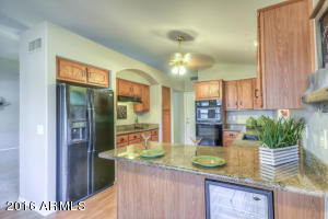 720 W Kyle Ct, Gilbert, AZ 85233 photo 4
