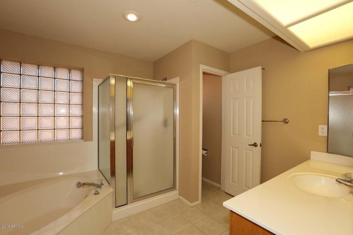 7864 E Navarro Ave, Mesa, AZ 85209 photo 11