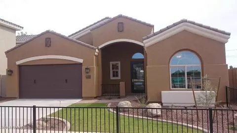 888 E Rawhide Ct, Gilbert, AZ 85296 photo 1