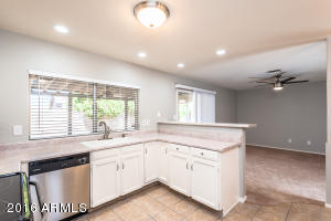 2247 S Emerson Cir, Mesa, AZ 85210 photo 5