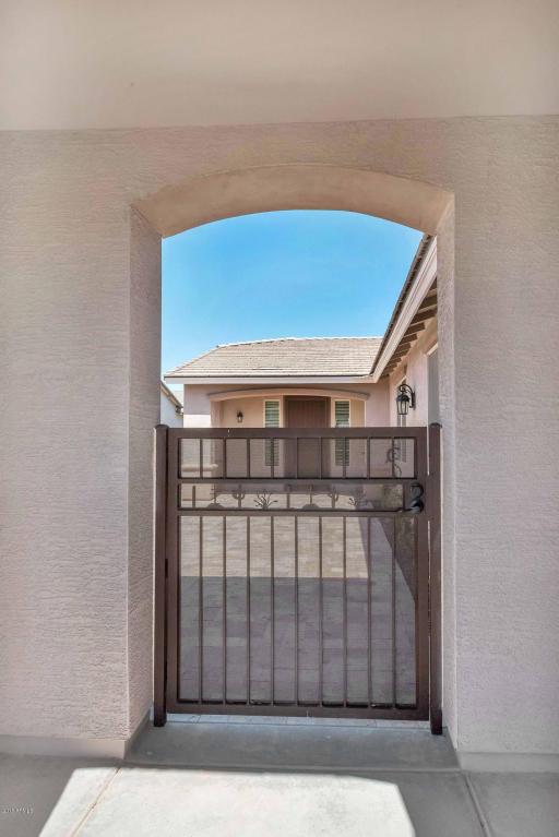 2446 E Orleans Dr, Gilbert, AZ 85298 photo 3