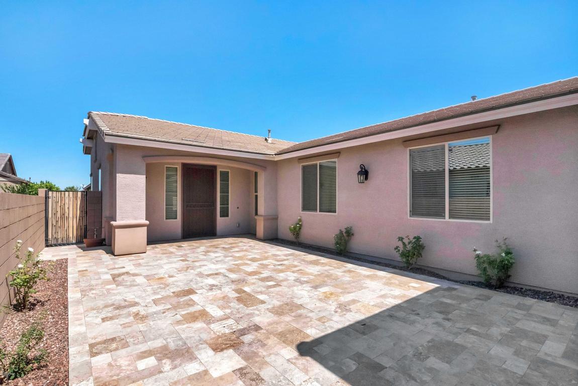 2446 E Orleans Dr, Gilbert, AZ 85298 photo 4