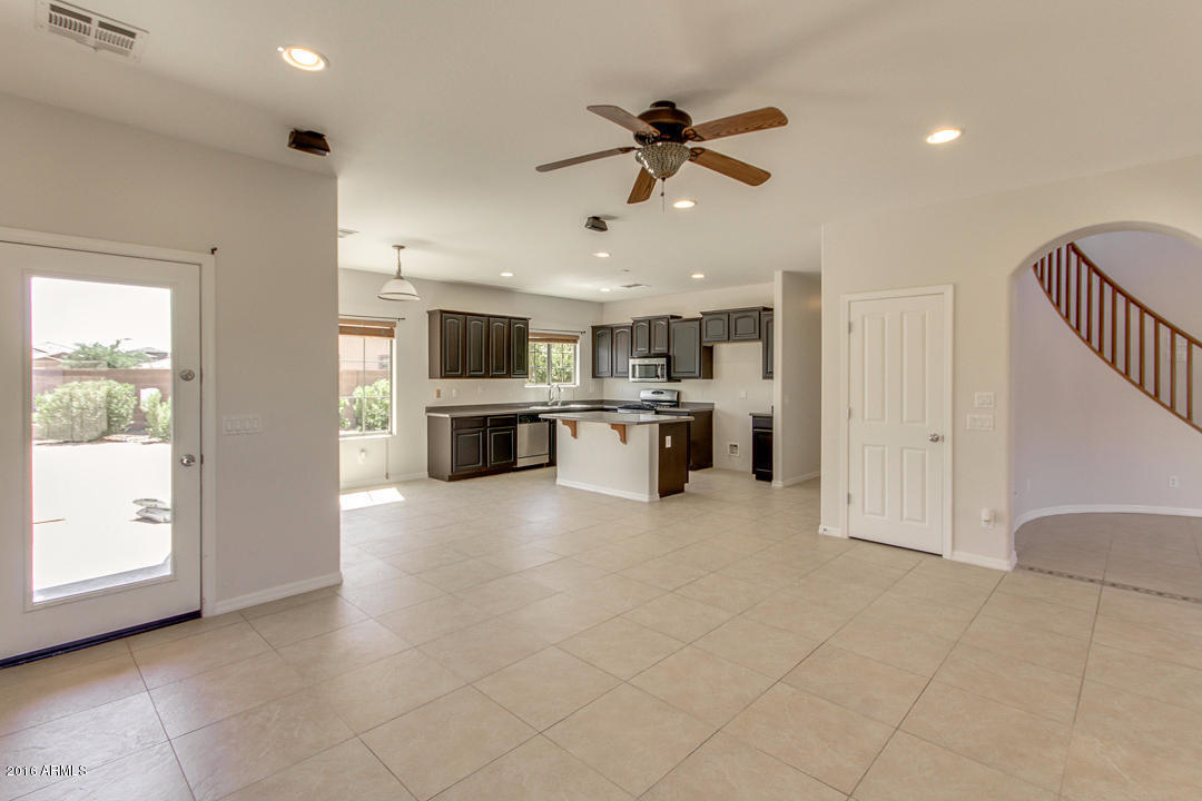 1121 E Blue Spruce Ln, Gilbert, AZ 85298 photo 22