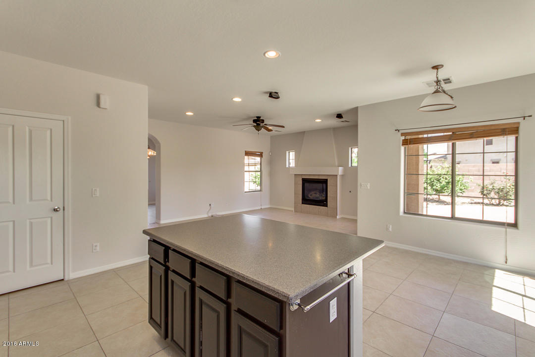 1121 E Blue Spruce Ln, Gilbert, AZ 85298 photo 19