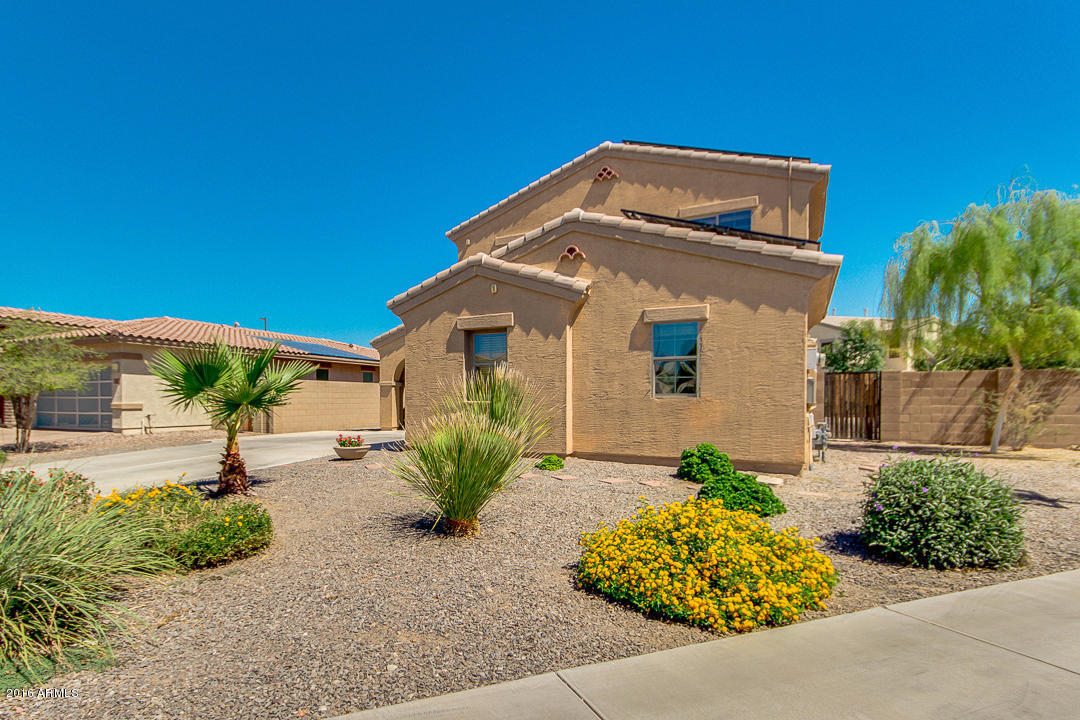 1121 E Blue Spruce Ln, Gilbert, AZ 85298 photo 3