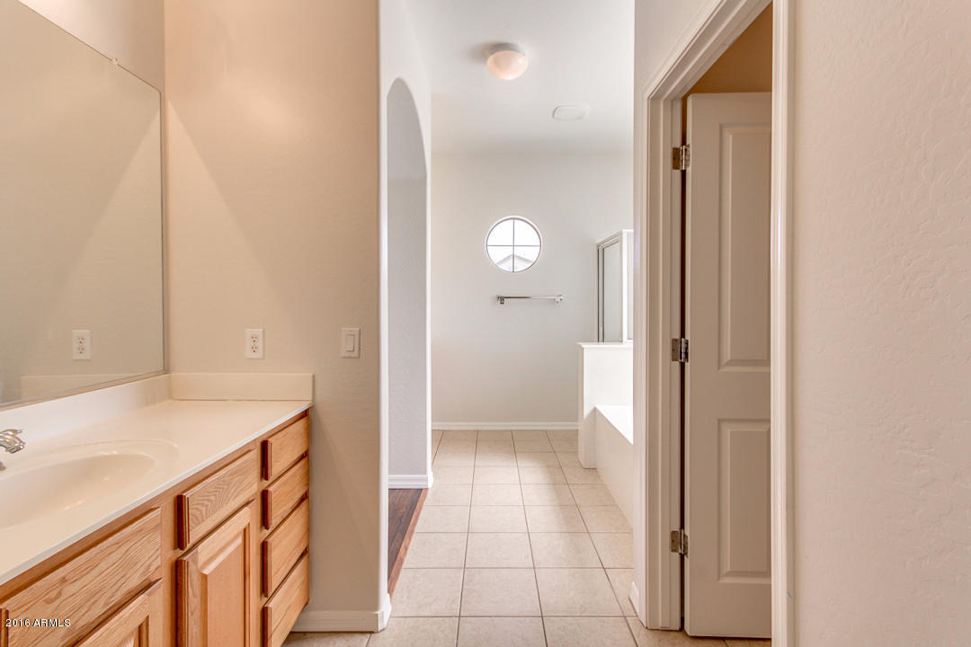 1121 E Blue Spruce Ln, Gilbert, AZ 85298 photo 31