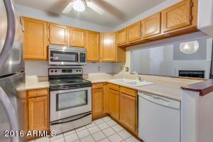 1025 E Highland Ave #40, Phoenix, AZ 85014 photo 12