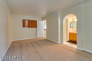 1025 E Highland Ave #40, Phoenix, AZ 85014 photo 19
