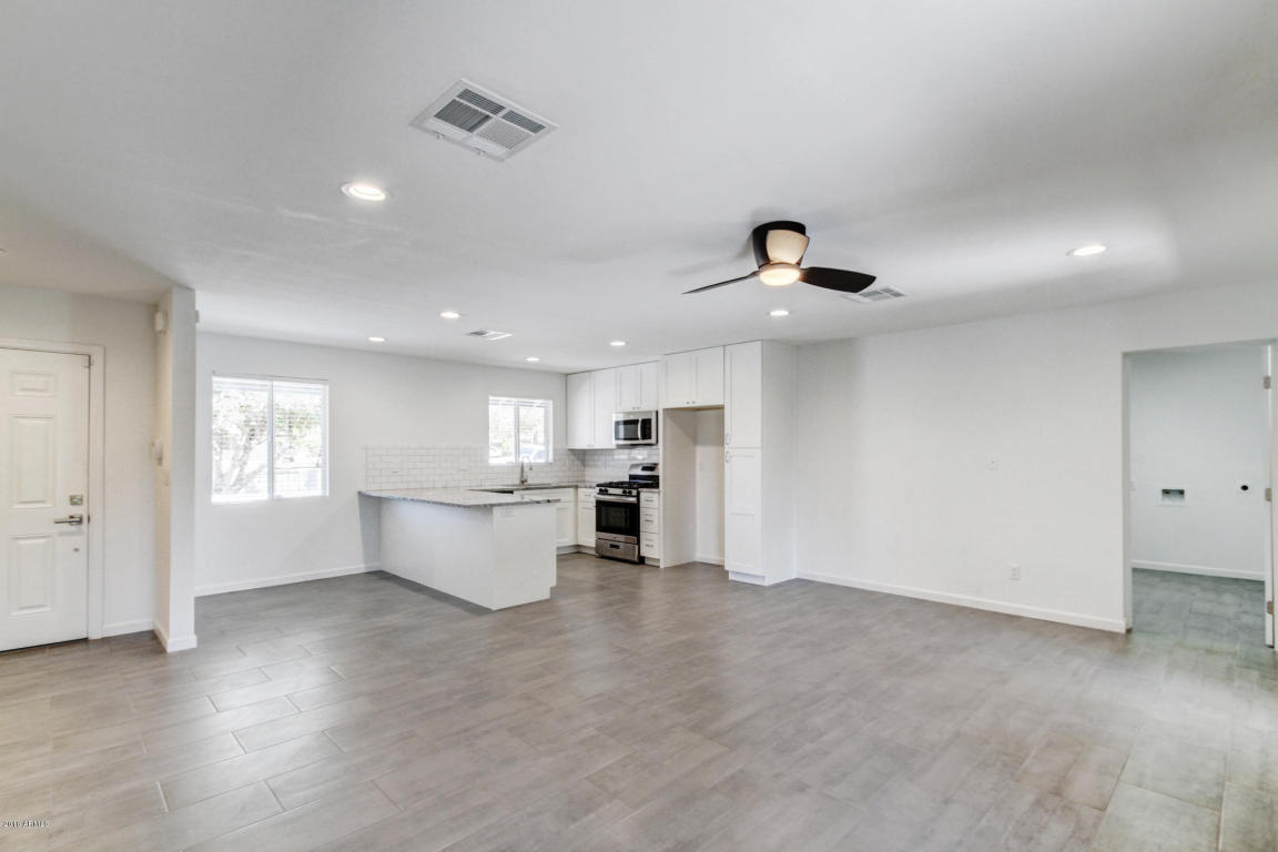 907 E Rose Ln, Phoenix, AZ 85014 photo 5