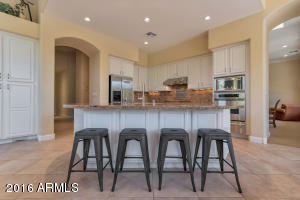 525 E Mountain Sage Dr, Phoenix, AZ 85048 photo 6