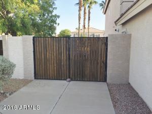 2527 E Sagebrush St, Gilbert, AZ 85296 photo 4