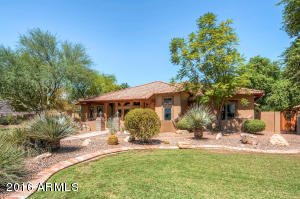 1004 E Caroline Ln, Tempe, AZ 85284 photo 4