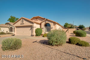 2314 E Arabian Dr, Gilbert, AZ 85296 photo 1